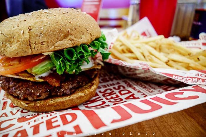 Yr5•177-365•1638 Smash Burger Yum March 27, 2014