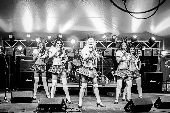 Yr5•261-365•1722•The Flaunt Girls Rock