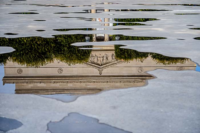 Yr6•012-365•1838•The Memorial with Red-5