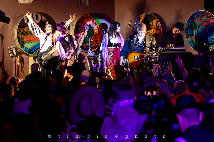 Yr6•041-365•1851•Rocking Dead 2