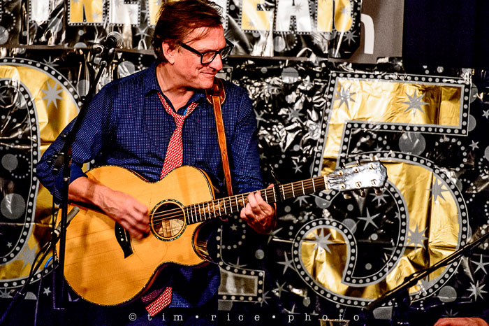 Yr6•093/365•1919 Ellis Paul at Club Passim January 1, 2015