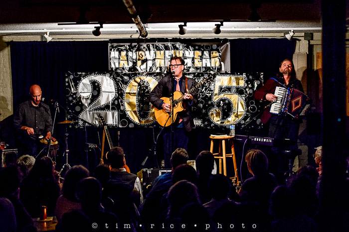 Yr6•099-365•1919•Ellis Paul at Club Passim
