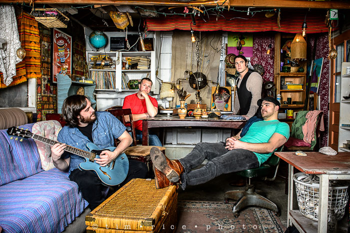 Yr6•106-365•1921•The Man in th Alley