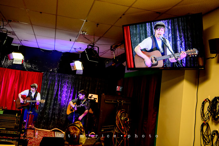 Yr6•189-365•2006•The Milford TV Coffee House