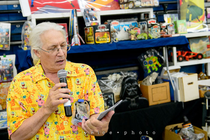 Yr6•271-365•2083•Dun-na-na-na-na-na-na-na BATMAN!_