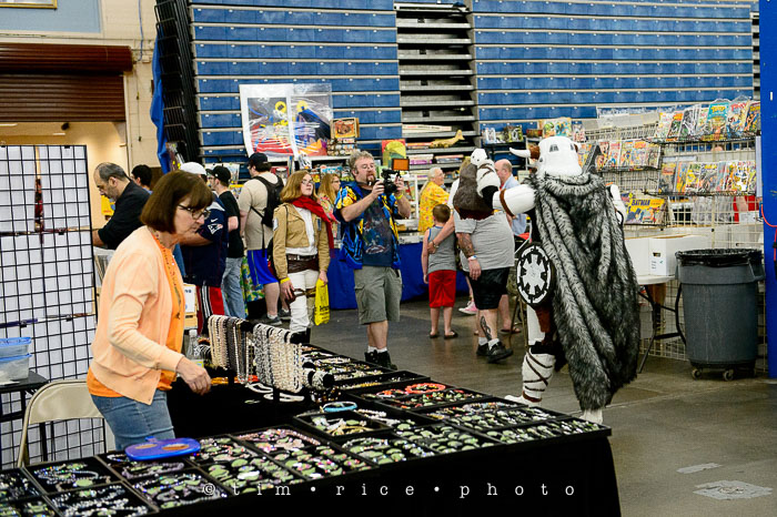 Yr6•284-365•2083•Dun-na-na-na-na-na-na-na BATMAN!_