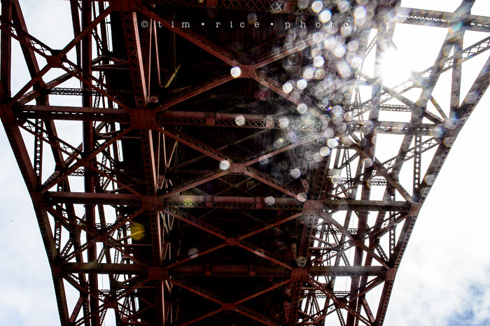 Yr6•292-365•2097•The Flag and The Bridge