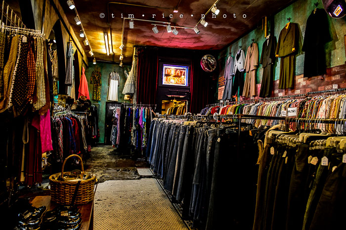 Yr6•361-365•2098•As the Lights Come and Go