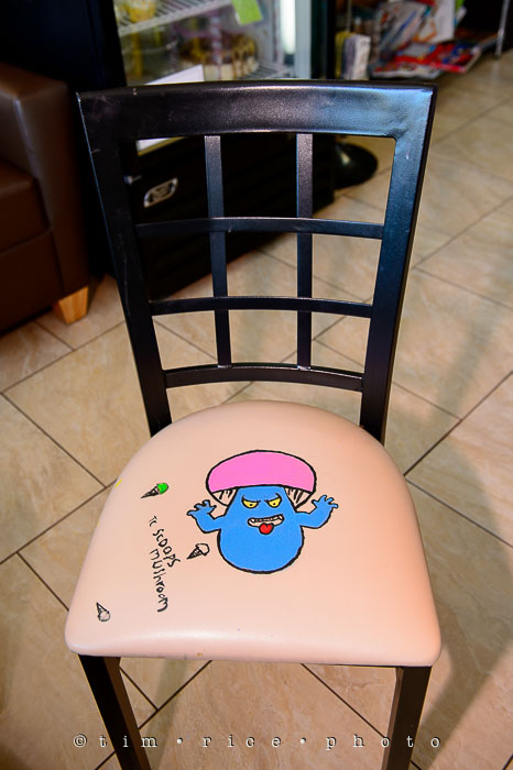 Yr6•352-365•2176•Local Chairs