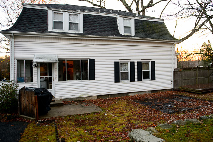 Yr7•044-365•2235•Caution