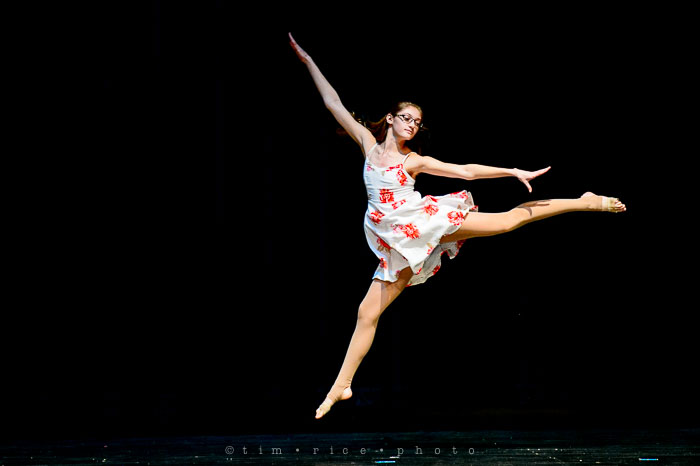 Yr7•115-366•2299•Dancers