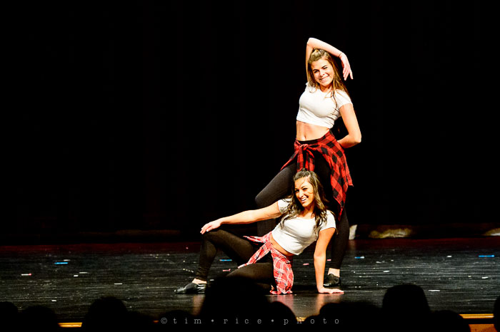 Yr7•120-366•2299•Dancers