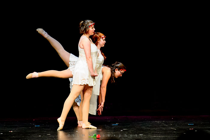 Yr7•121-366•2299•Dancers