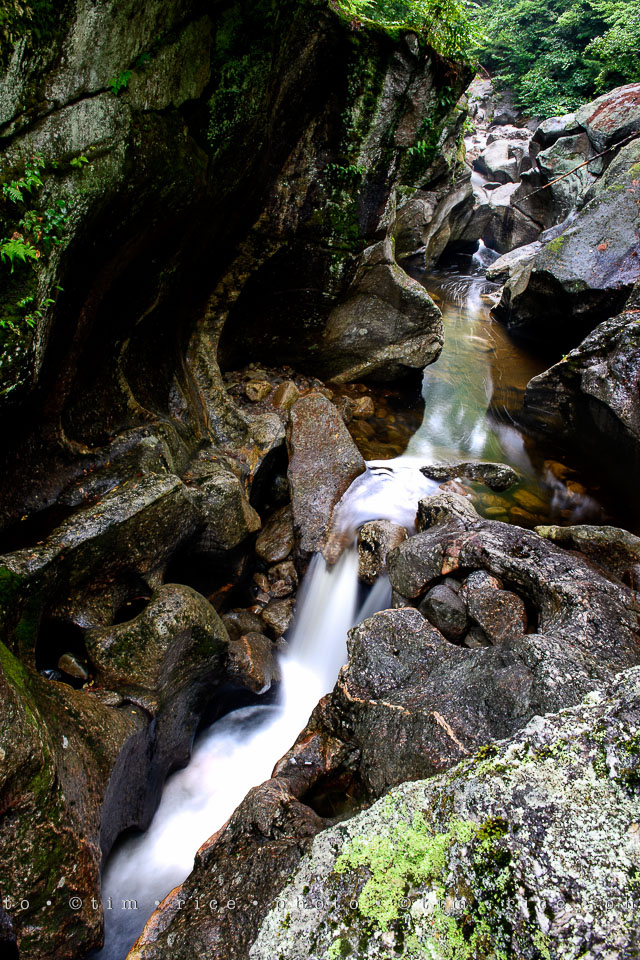 Yr7•318-366•2509•Sculpted Rocks