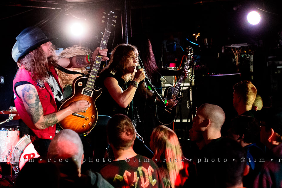 yr8%e2%80%a2027-365%e2%80%a22569%e2%80%a2bad-marriage-downstairs