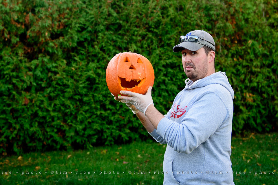 yr8%e2%80%a2027-365%e2%80%a22580%e2%80%a2friends-pumpkins