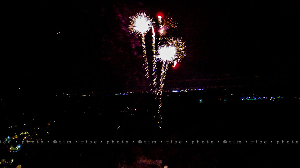 yr8%e2%80%a2063-365%e2%80%a22614%e2%80%a2fireworks-eye-to-eye