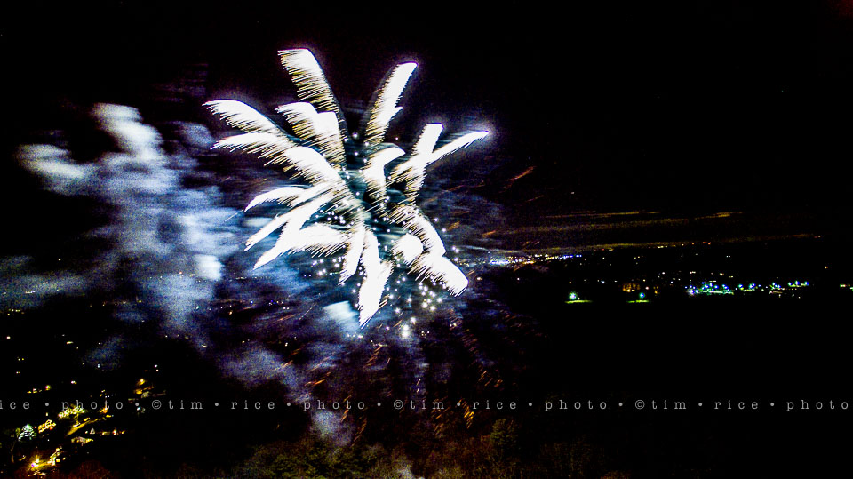 yr8%e2%80%a2065-365%e2%80%a22614%e2%80%a2fireworks-eye-to-eye