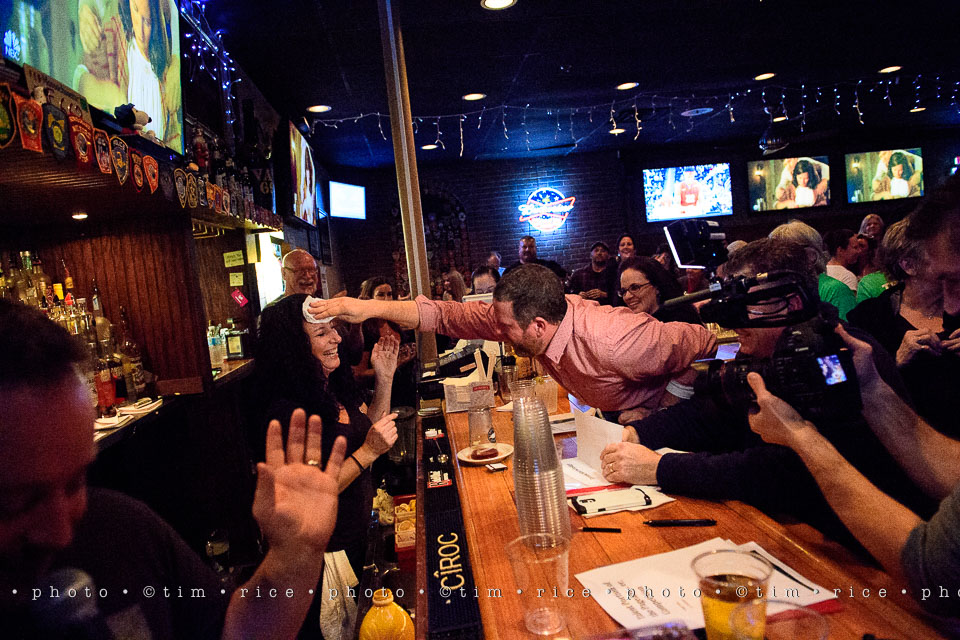 yr8%e2%80%a2073-365%e2%80%a22618%e2%80%a2the-bartenders