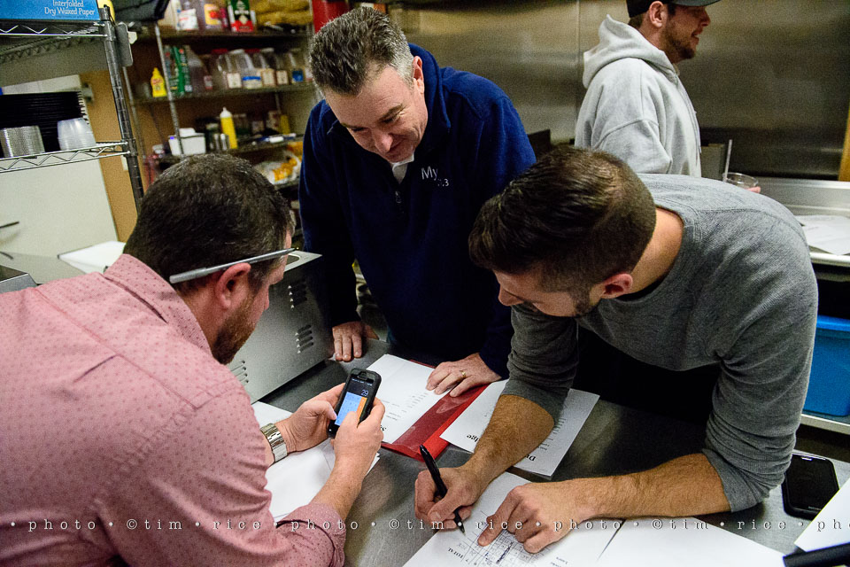 yr8%e2%80%a2087-365%e2%80%a22618%e2%80%a2the-bartenders