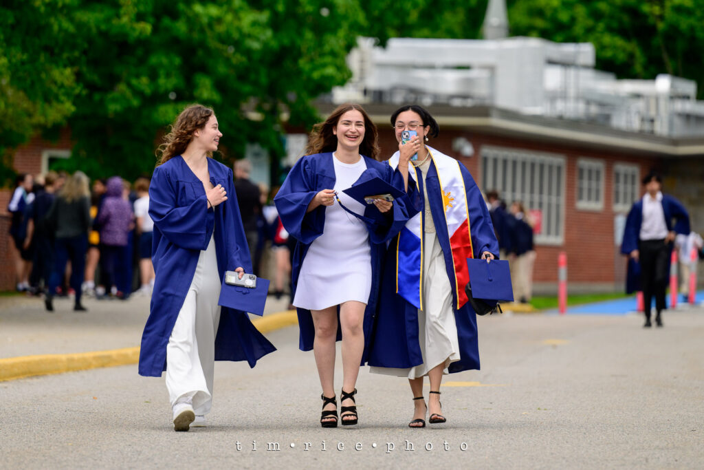 the dailypic 5001 yr14 253 BISB Grads – tim rice photo