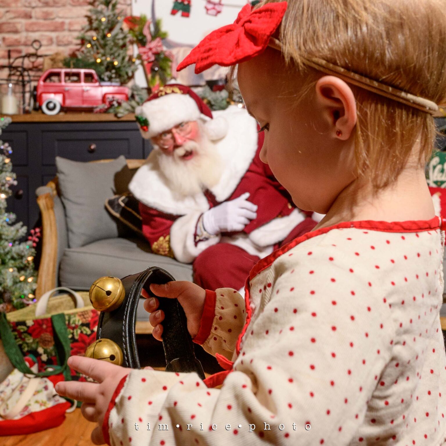 the dailypic 5909 yr17 065 Santa Visit – tim rice photo
